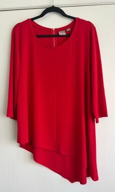 Chico's Red Asymmetric Hem 3/4 Sleeve Back Zip Tunic Top Size 2
